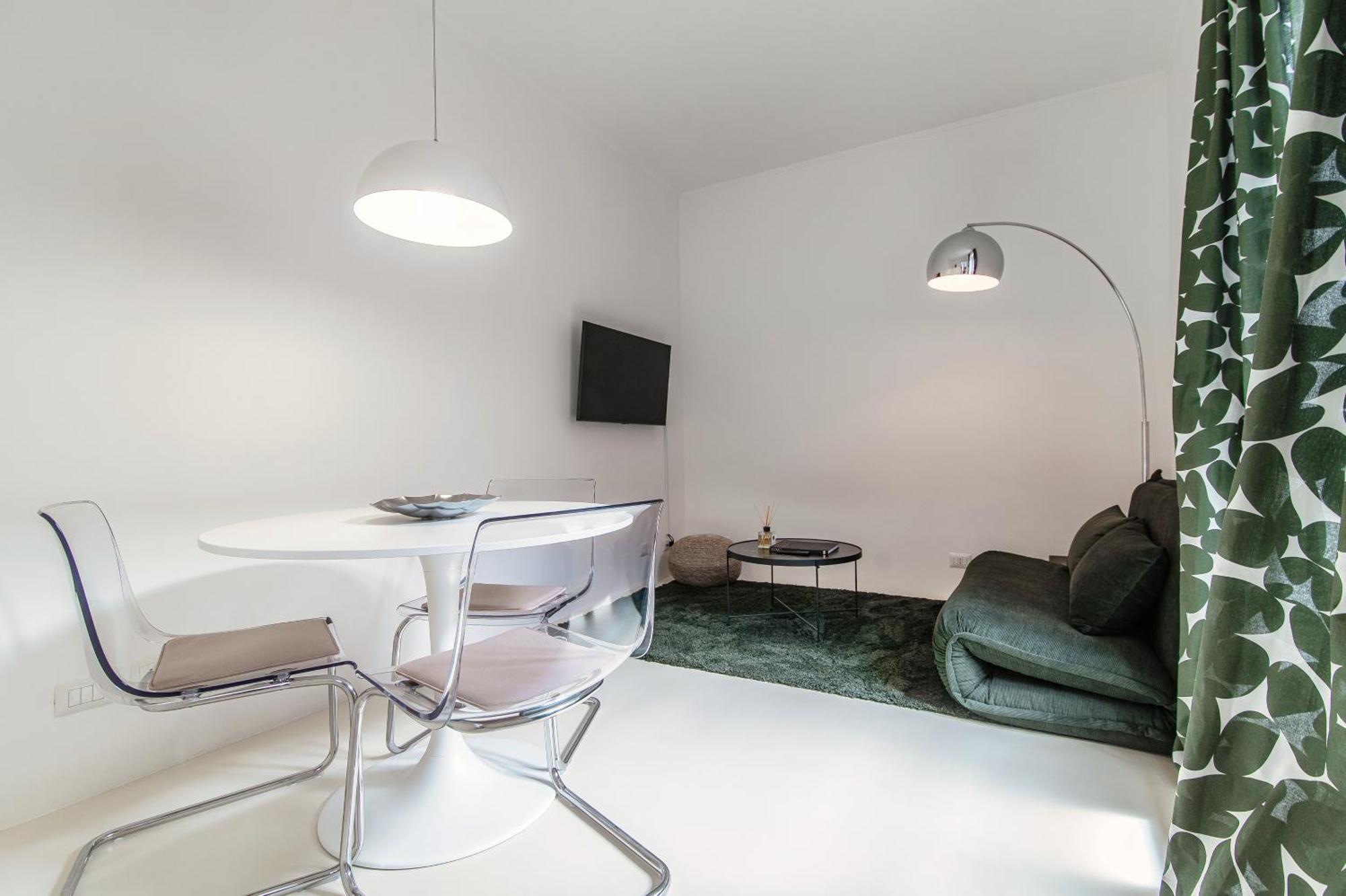 Giuliny Lovely Flat - The House Of Travelers Como Exteriör bild