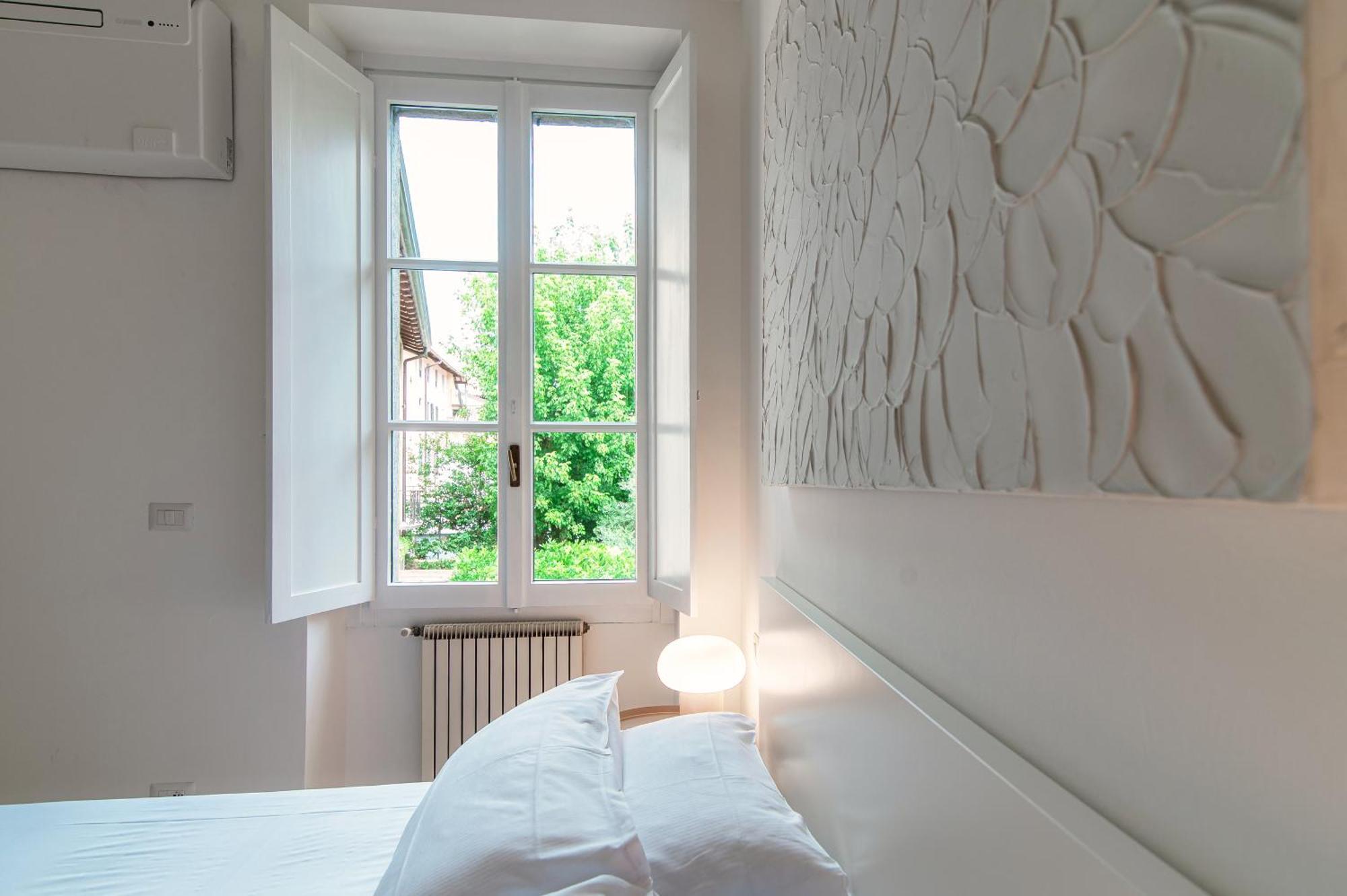 Giuliny Lovely Flat - The House Of Travelers Como Exteriör bild