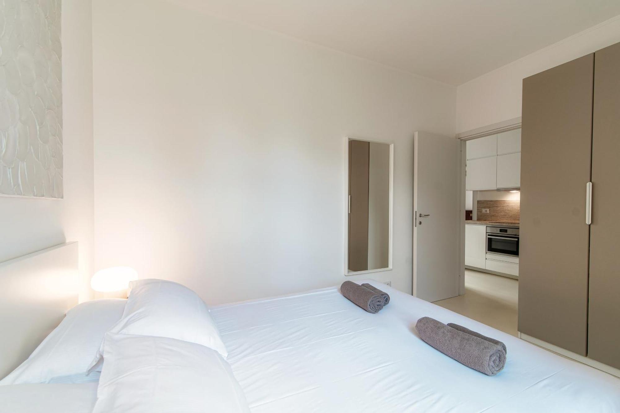 Giuliny Lovely Flat - The House Of Travelers Como Exteriör bild